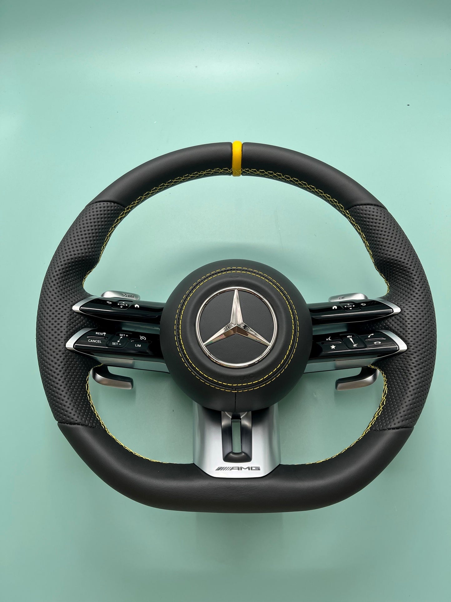 Mercedes AMG  Komplett Sportlenkrad Leder oder Alcantara 223 Modell